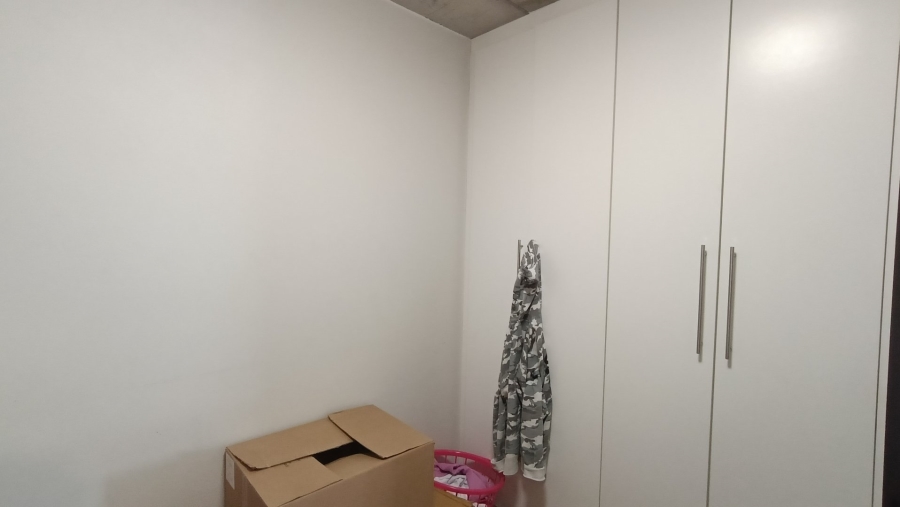 To Let 2 Bedroom Property for Rent in Thornton Western Cape